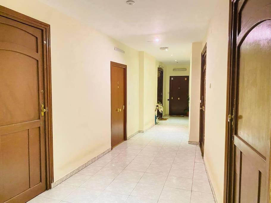 Apartamento En Gran Via De Madrid 45 4 エクステリア 写真