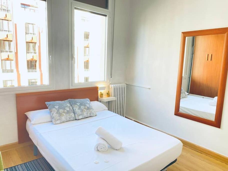 Apartamento En Gran Via De Madrid 45 4 エクステリア 写真