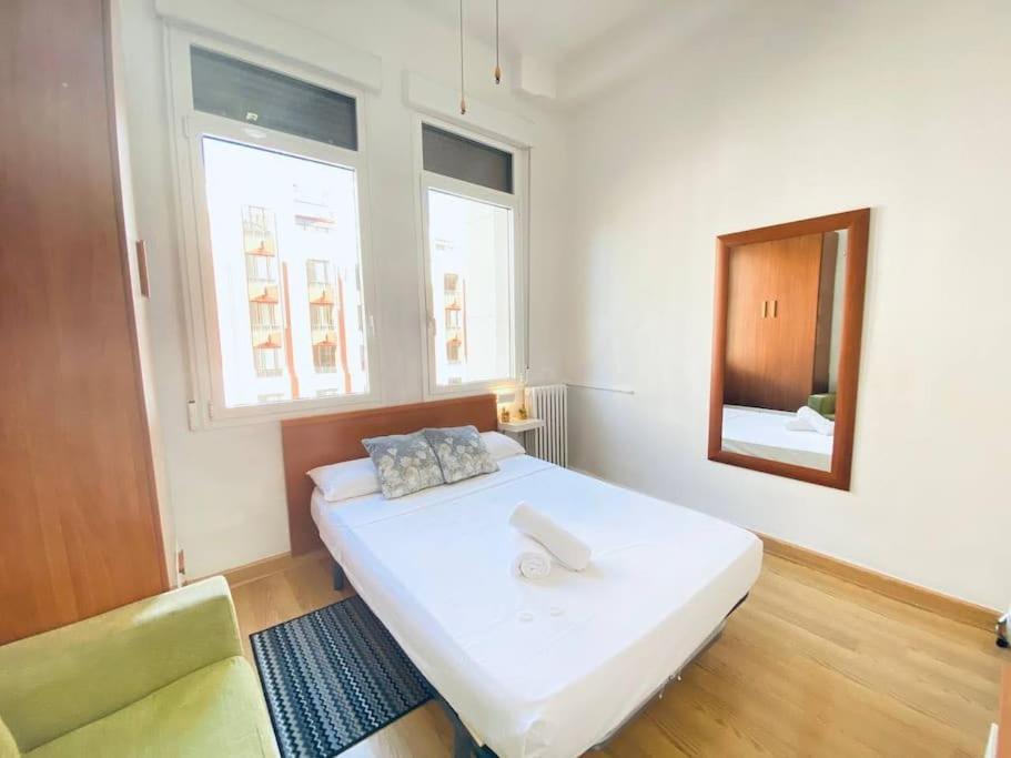 Apartamento En Gran Via De Madrid 45 4 エクステリア 写真